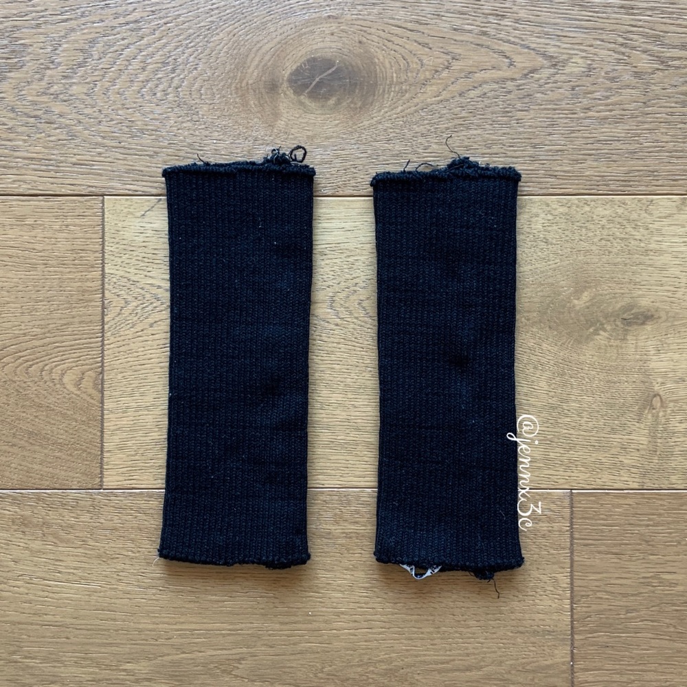 ❌[SOLD]❌Orseund Iris Chunky Knit Gloves || Black - Picture 6 of 15